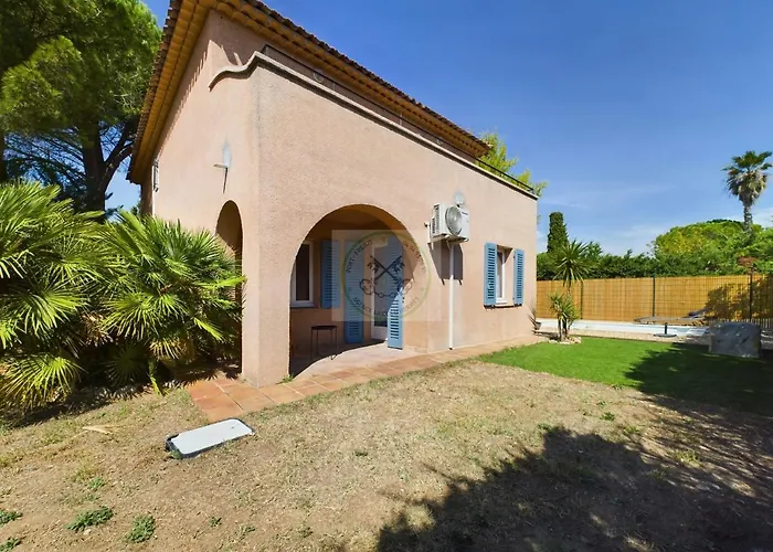 Villa 4 Chambres Avec Piscine